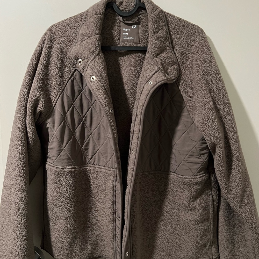 GapFit Women's Fleece Jacket